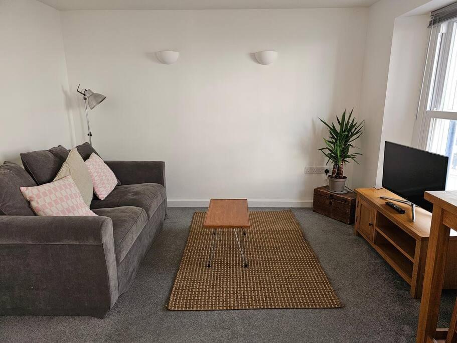 Beautiful And Bright !! Town/Harbour Apartment #1 Penzance Eksteriør billede