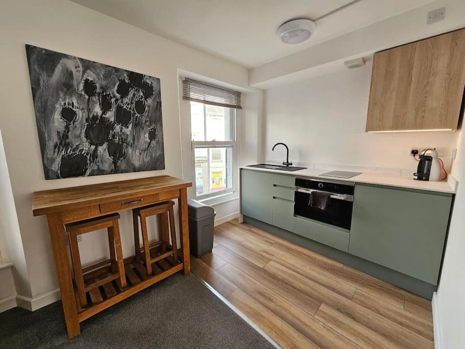 Beautiful And Bright !! Town/Harbour Apartment #1 Penzance Eksteriør billede